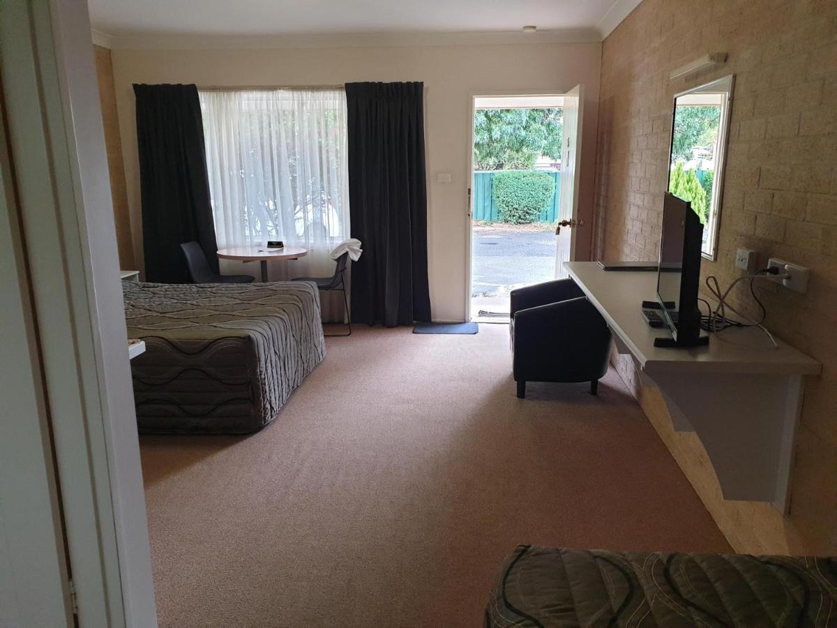 Blayney Central Motel מראה חיצוני תמונה